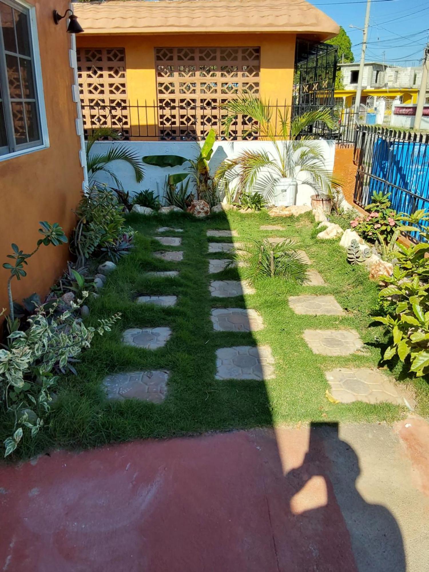 Zipcode Hideaway Guesthouse Portmore Exterior photo